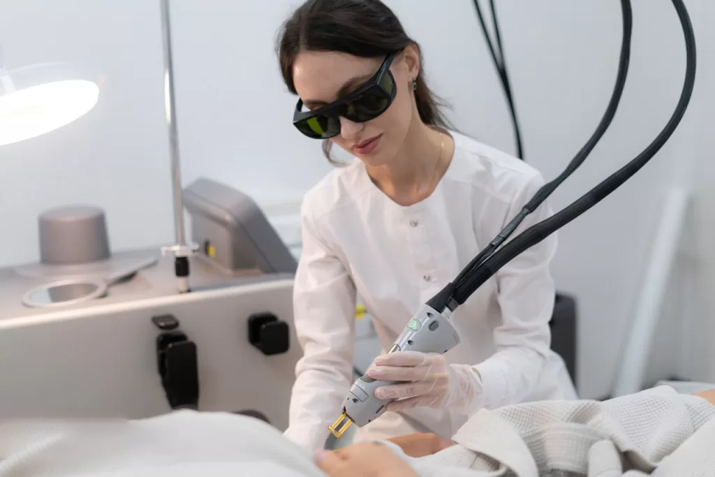 Picosecond laser treatment